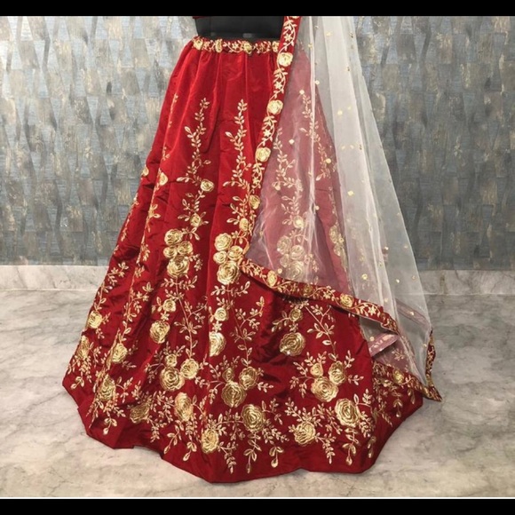 Red Lehenga - Picture 2 of 3